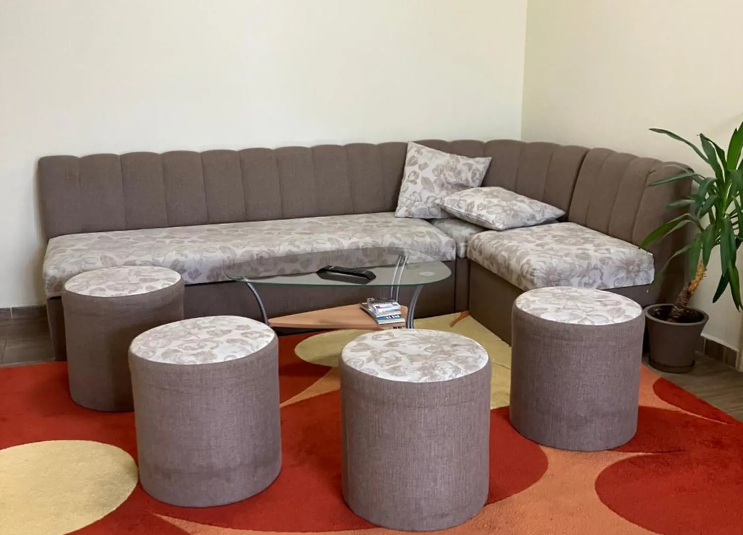 Hostel Rayska Yabalka Varna