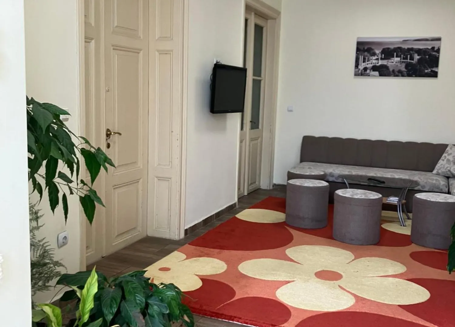 Hostel Rayska Yabalka Varna Bulgaria